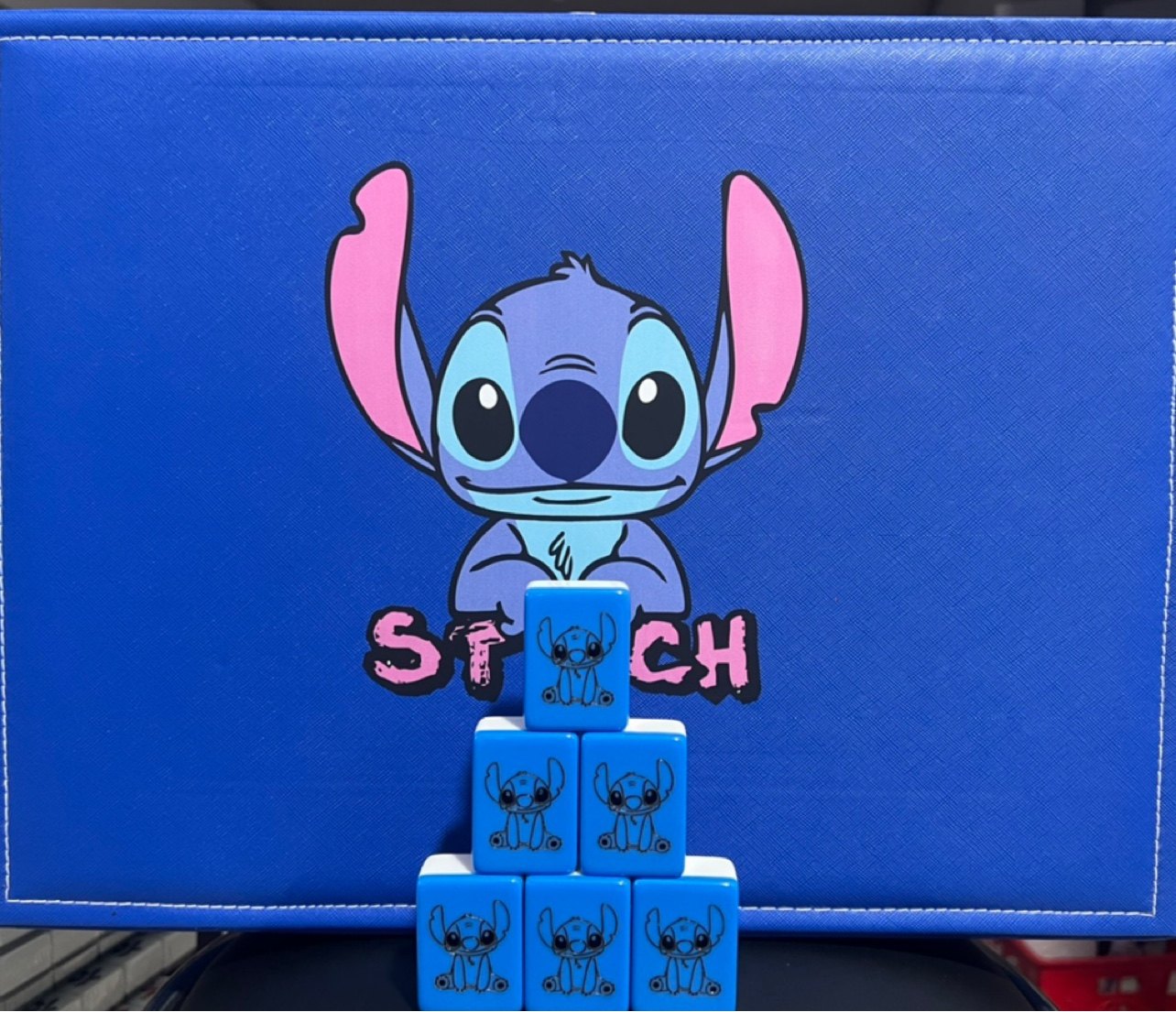 卡哇伊总动员的LOGO