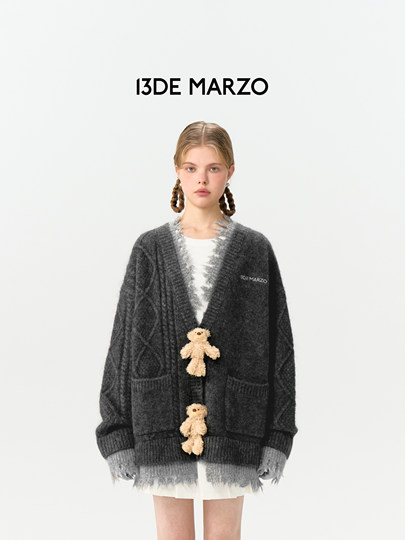 13Th of March Three-Dimensional Doll Button Fake Two-Piece Knitted Cardigan Jacket Sweet Temperament Sweater