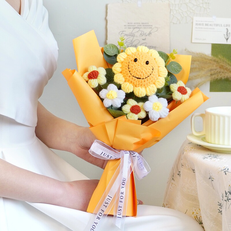 Finished Knitted Milk Cotton Yarn Smiley Sunflower Puff Crochet Flower Gift for Teacher