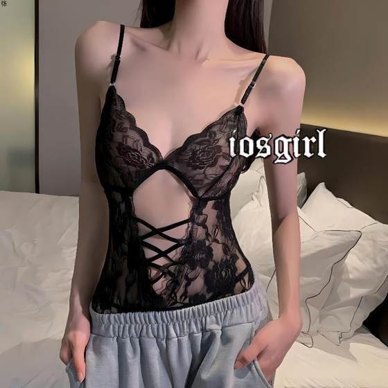적절한 안락함! 섹시한 onesie 레이스 유니폼 순수하고 섹시한 중공 뜨거운 여자를 벗을 수 없습니다.