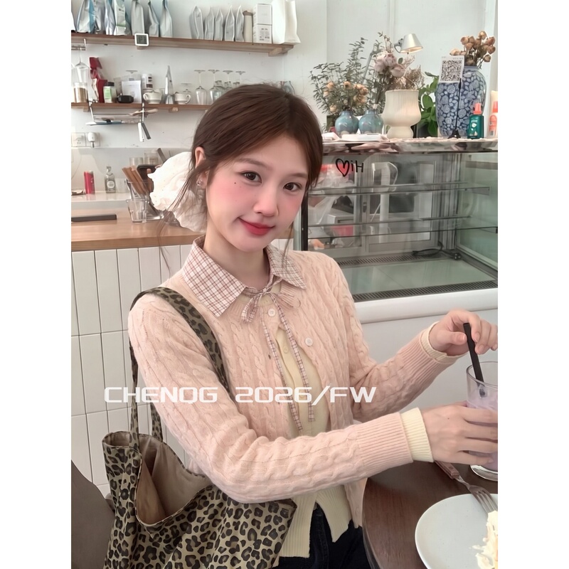 Chen Qian Gan/Aw Retro Academy Style Fake Two-Piece Top Autumn New Gentle Style Fake Collar Milk Pink Sweater