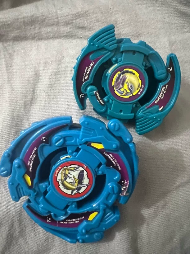 Юла-игрушка Takara Tomy, японская боевая версия, набор цветных персонажей