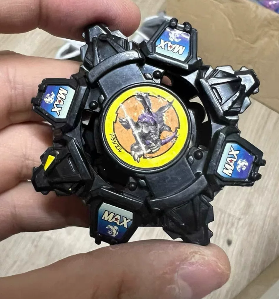 Юла-игрушка Takara Tomy, японская боевая версия, набор цветных персонажей
