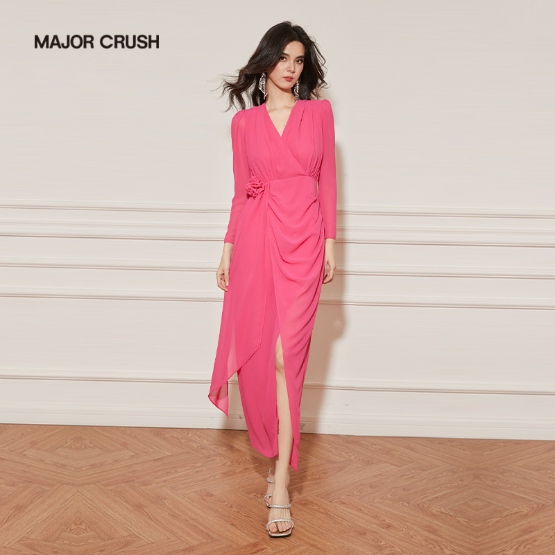 Major Crush Elegant Rose Pink Dress, Sexy and Slimming, Slim-Fitting Waist, Long Sleeves 5755