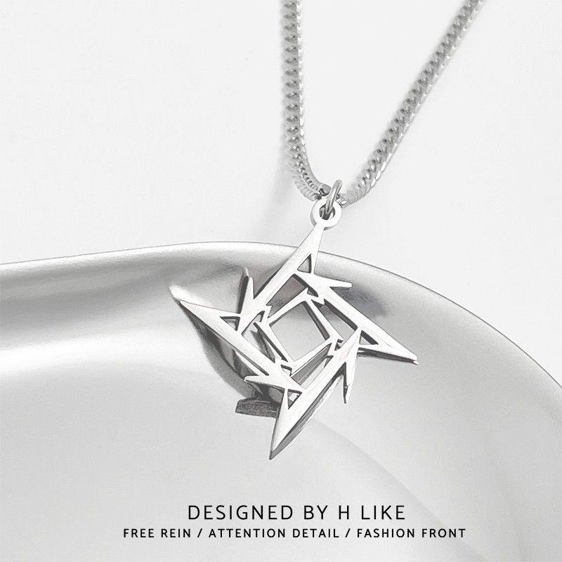 Diamond-Shaped Dart Necklace for Men, Non-Fading, Long-Lasting Titanium Steel, Trendy, High-End, Street Style, Detachable Necklace for Men and Women, New Model