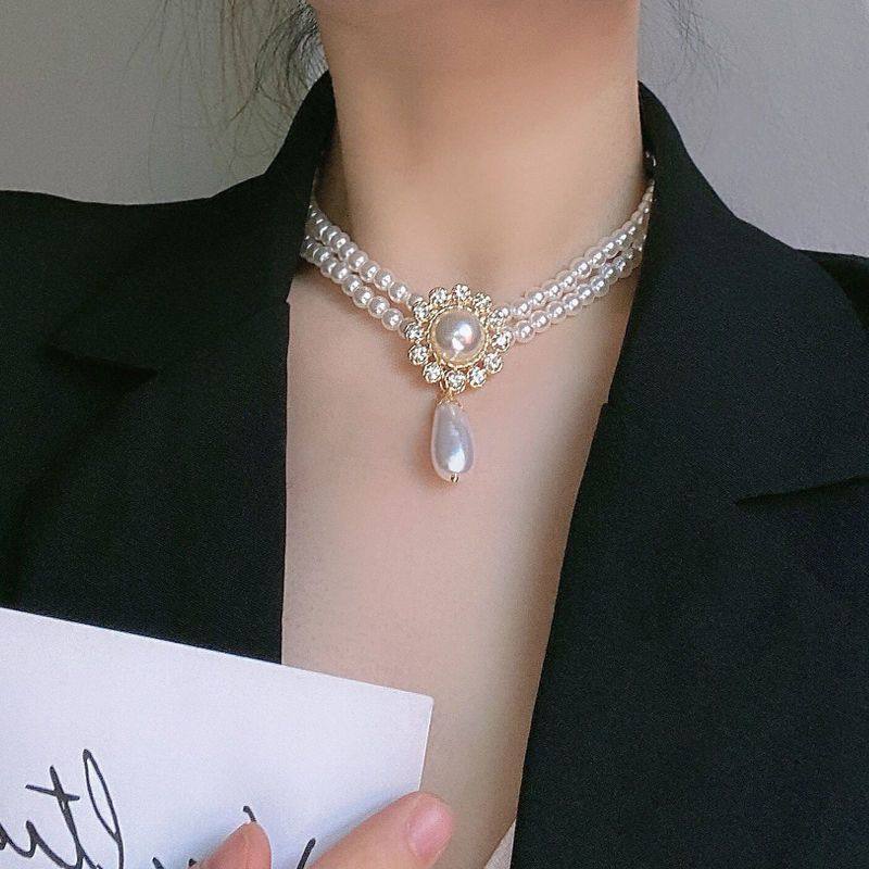 High-End French Retro Elegant Double-Layered Pearl Necklace Original Design Palace Style Water Drop Diamond Pendant Clavicle Jewelry