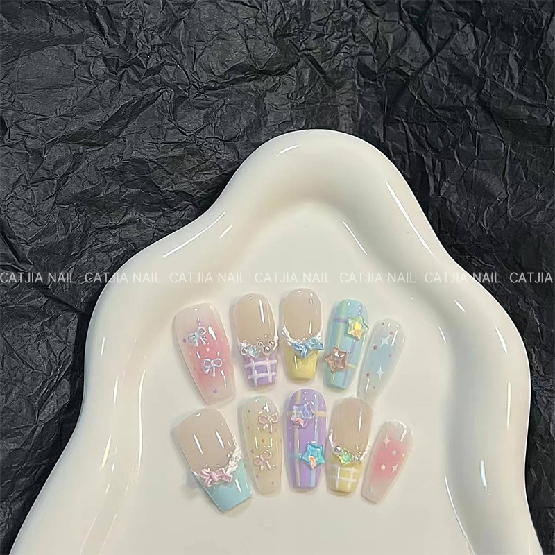 Children's Wearable Nails, Handmade Nail Art for Girls, Elementary School Students' Party Nail Patches, Cute and Brightening, Non-Toxic and Odorless for Girls