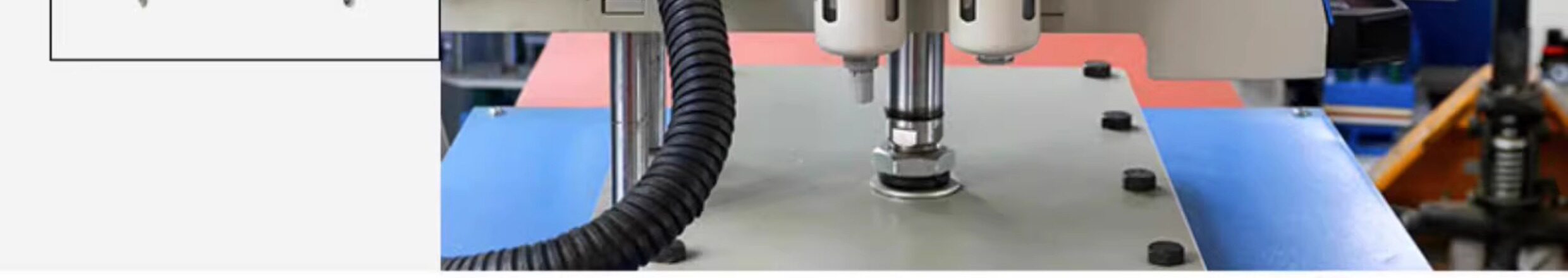 Горячая штемпелюя машина/пресс-машина 上滑式60*80cm自动气动双工位烫画机热转印机器服装压烫机t恤印花机烫钻机