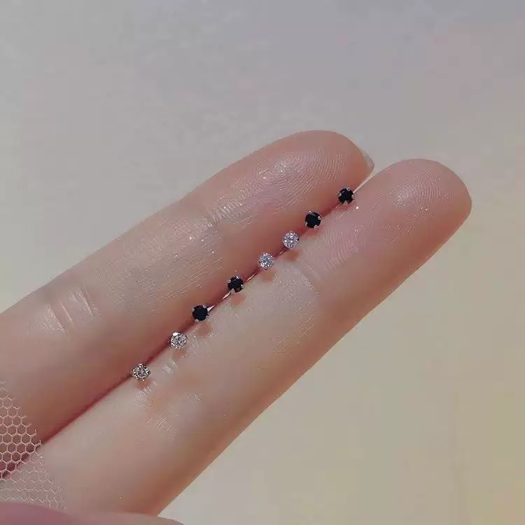 夏繁尘 Sophisticated small earrings, silver 925 sample