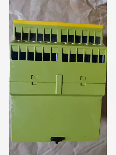 Pze9 774150 Pilz Safety Rept Electric's Electric's Electric's New Original Original Original Iriginal [пожалуйста, задайте вопрос]