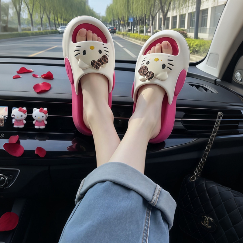Cartoon Cute Kt Cat Thick-Soled Home Non-Slip Anti-Odor Eva Slippers for Female Students to Wear Outside the Dormitory and at Home in Summer Cartoon Cute Kt Cat Thick-Soled Home Non-Slip Anti-Odor Eva Slippers for Female Students to Wear Outside the Dormitory and at Home in Summer