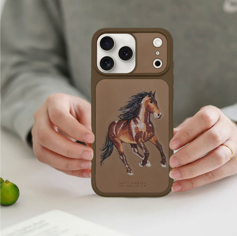 Polo Paul's New Phone Case for iPhone 17 Pro, Berris Embroidered Horse Protective Cover, Anti-Drop, Full Coverage, Original Package Polo Paul's New Phone Case for iPhone 17 Pro, Berris Embroidered Horse Protective Cover, Anti-Drop, Full Coverage, Original Package