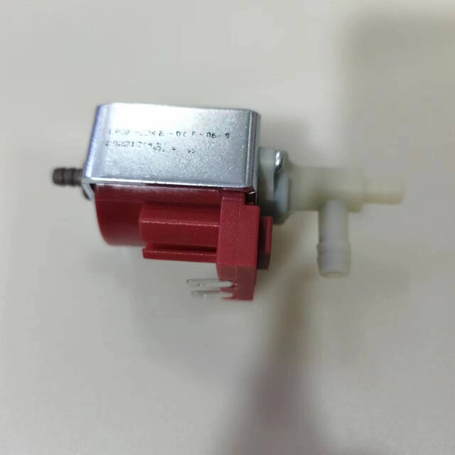 Бустерный насос 头发喷雾机配件电磁泵 220v 18w电磁水泵 柱塞泵 熨斗水泵大流量