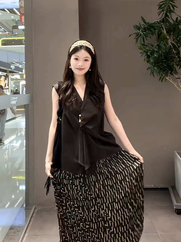 Original Quality Jiangnan 26 Summer New Product New Chinese Style Shirt Sleeveless V-Neck Twist Vest Top 5Q5211770