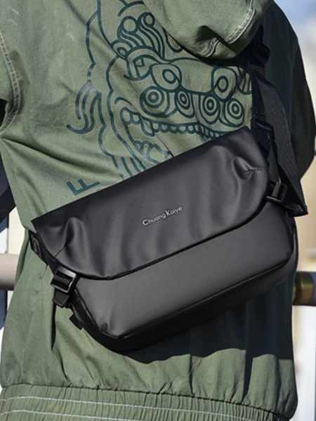 Товары от 乐颜箱包旗舰店