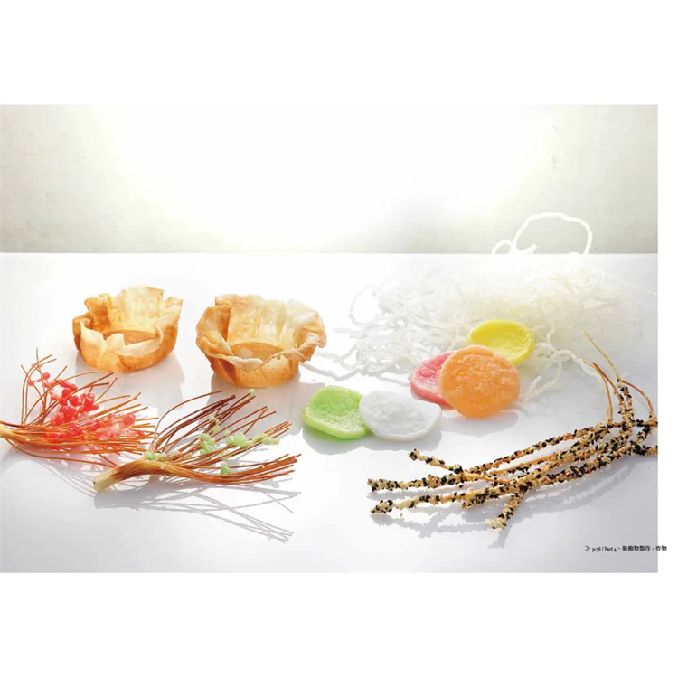 餐桌上的无声诗篇：摆盘装饰如何点亮美食体验