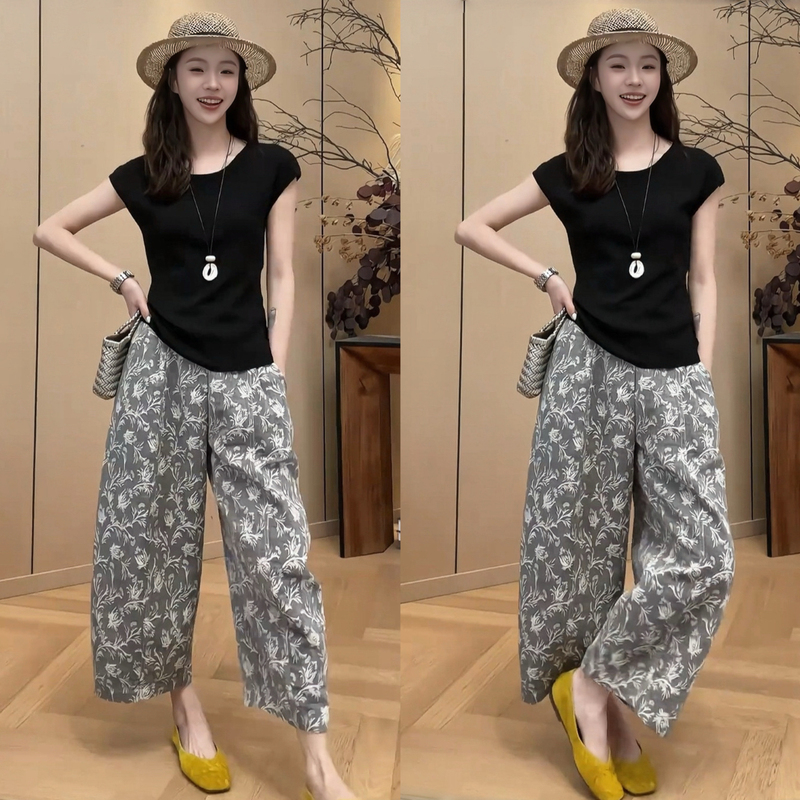 Unique and Beautiful Summer Outfit for Petite Women, Fashionable Short-Sleeved T-Shirt with Flutter Sleeves and Cropped Wide-Leg Pants Two-Piece Set