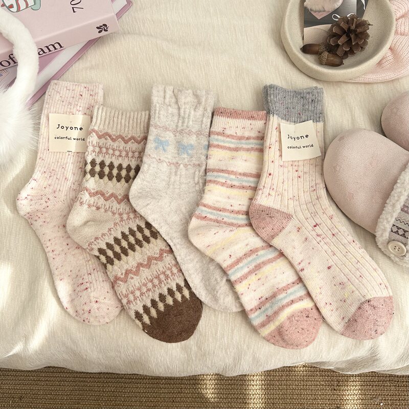 Pink Wool Socks for Women, Mid-Calf Socks, Autumn and Winter Fair Isle Thick Warm Sweet Dotted Yarn Slouch Socks