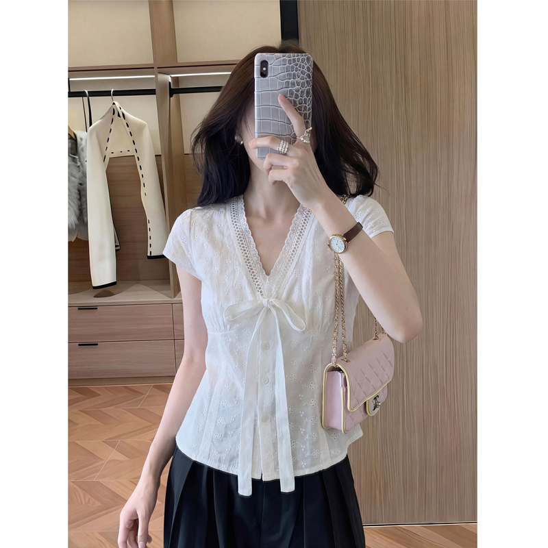 Summer New Style French-Style Elegant Waist-Slimming Blouse with Jacquard Lace Trim, White High-End Shirt Top for Women Summer New Style French-Style Elegant Waist-Slimming Blouse with Jacquard Lace Trim, White High-End Shirt Top for Women