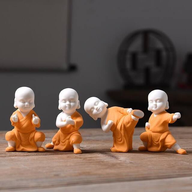 White porcelain colored sand ceramic kung fu little monk boutique can raise high-end tea pet ornaments tea ceremony desktop decoration tea play