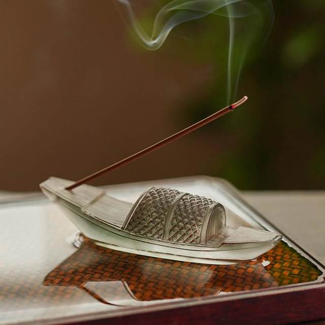 Handmade glass smooth sailing boat incense stick creative incense tea ceremony ornaments incense seat holder base niche high-end sense