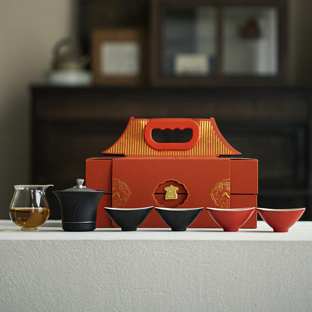 Forbidden City Cultural and Creative Kung Fu Tea Set Gift Box Ceramic Cover Bowl Tea Cup Set High-end Business Souvenirs