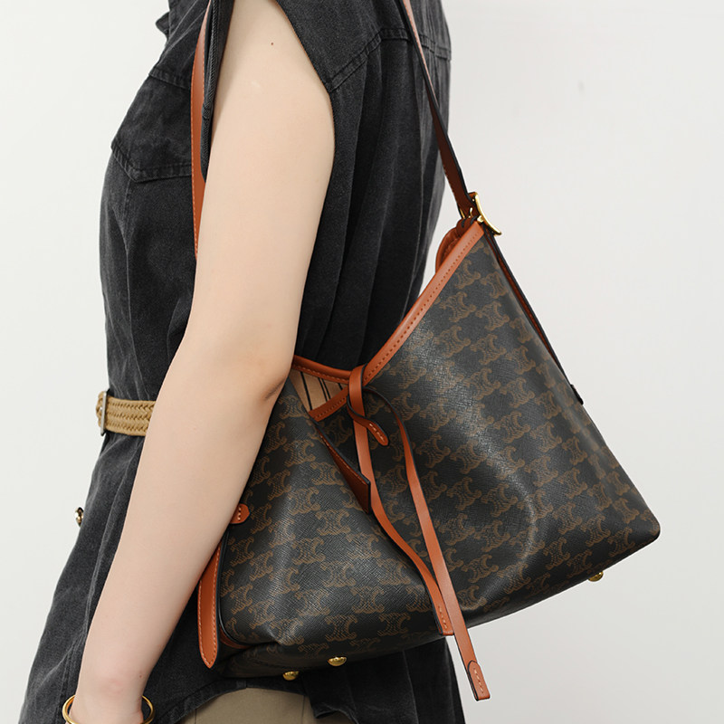 Combatc&King Underarm Bag for Women 2025 New Model Arc De Triomphe Monogram Tote Commuter Large Capacity Crossbody Bag