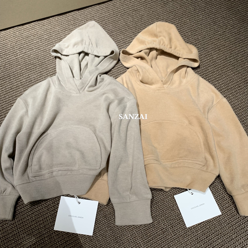 A Three-Piece Set of Girls' Autumn Vintage Hooded Sweatshirts, Baby Spring and Autumn Pullovers, Children's Hoodies, Trendy Tops A Three-Piece Set of Girls' Autumn Vintage Hooded Sweatshirts, Baby Spring and Autumn Pullovers, Children's Hoodies, Trendy Tops