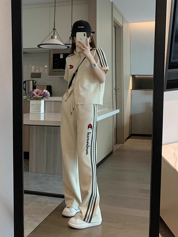 Selling Cute Championship Casual Fashion Korean Casual Sports Suit for Small Women Summer Short-Sleeved Trousers Two-Piece Set Trendy