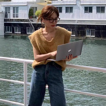 New high goods 2024 spring new Korean designer retro wool blend loose thick v-neck knitted horse