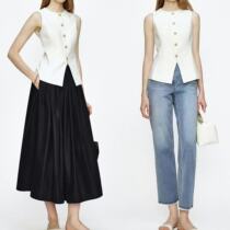 Luxurious and elegant stacked French old money style stacked round neck waistcoat for women elegant and relaxed in summer thin style