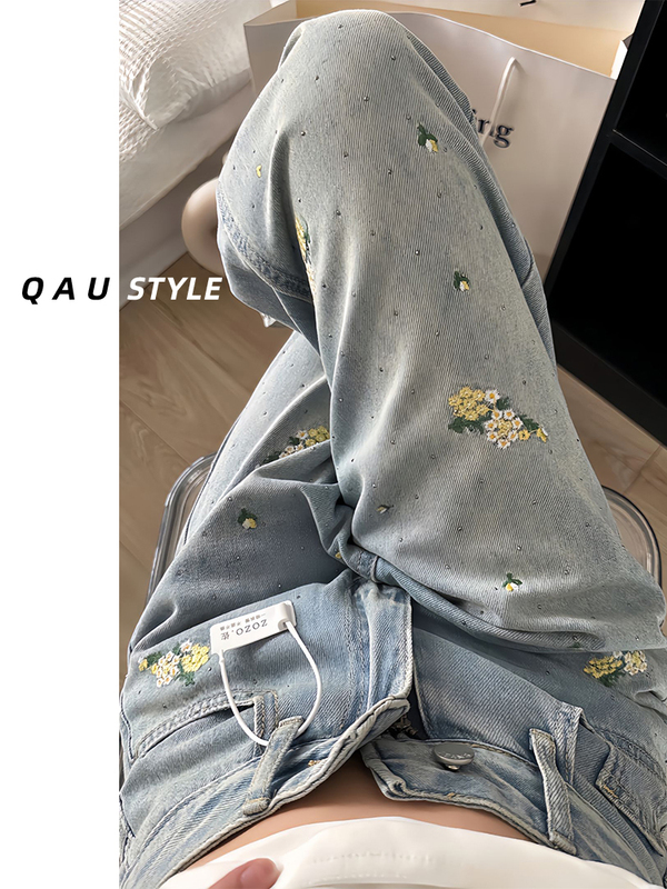 2026 Spring and Autumn New Floral Embroidery Wide-Leg Jeans for Women Plus Size High Waist Loose Slimming Straight Pants