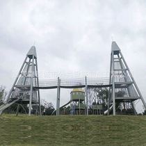 Large stainless steel combination slide outdoor childrens play facility childrens slide in park area