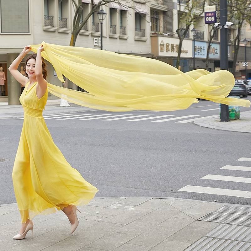  130 length (recommended height 165-169)+Jinci wrinkled V -neck wide waistless sleeve light yellow (3 meters skirt) only skirt   + $20.66 