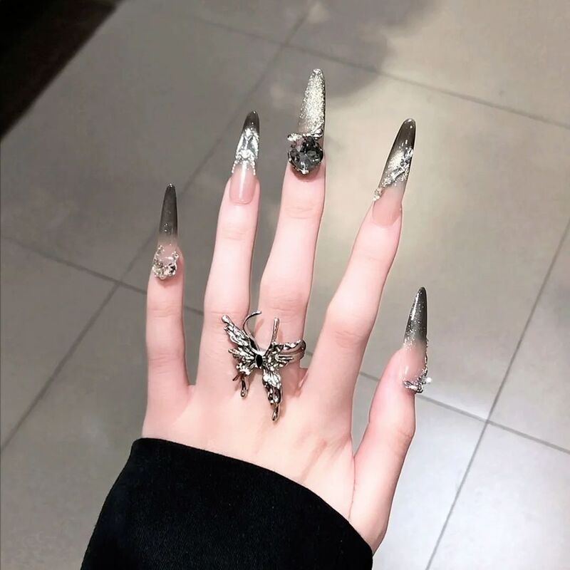 Purely Handmade, High-End Luxury French-Style Autumn and Winter Black Cat-Eye Sweet and Cool Dark Aesthetic Nail Art That Enhances Complexion, for a Spicy Girl