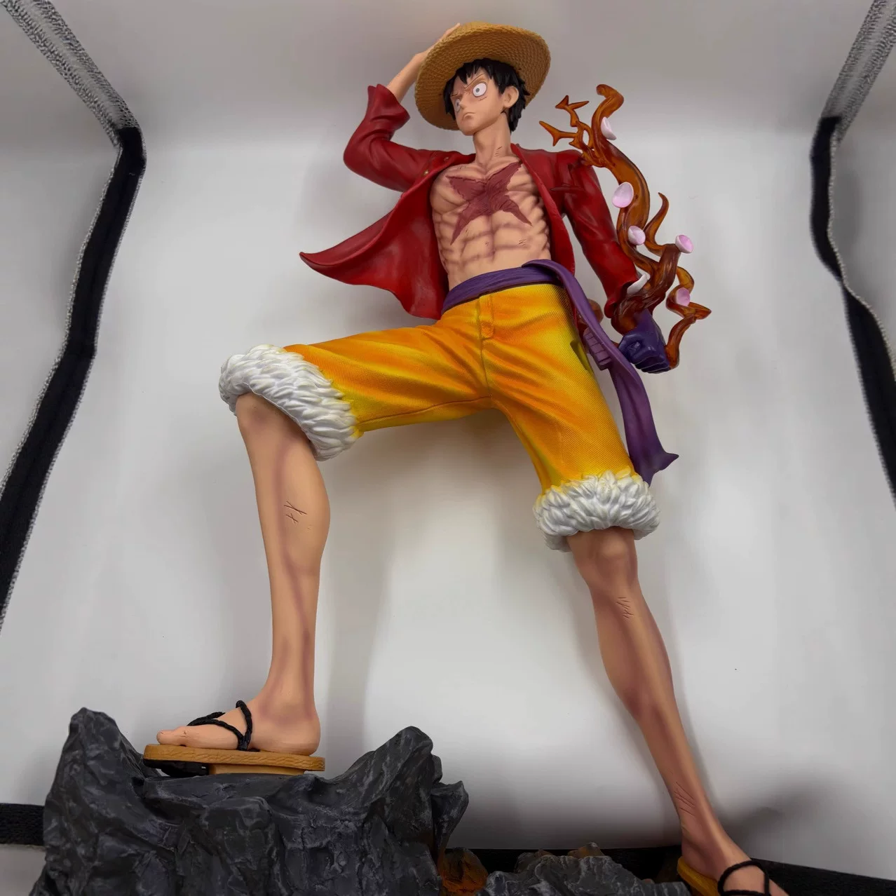 Аниме One Piece модель, большой новый Yonko Луфи, доминирующий стоящий Yonko Луфи статуя модель One Piece