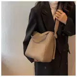 Мягкая кожаная сумка для сумочки женская высококлассная должна