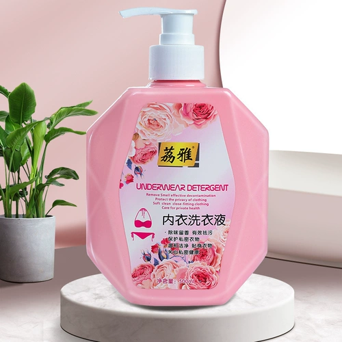 Дикая одежда для мытья жидко