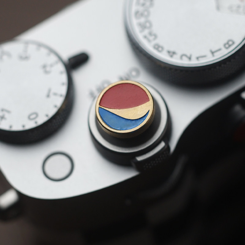 A must-have for 25 years! leica shutter keycaps are adapted to nikon zf ...