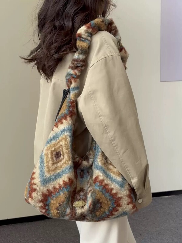 Ethnic Style Woolen Plush Bag~New Autumn and Winter Zipper Adjustable Drawstring Shoulder Crossbody Bag Retro Commuter Bag Ethnic Style Woolen Plush Bag~New Autumn and Winter Zipper Adjustable Drawstring Shoulder Crossbody Bag Retro Commuter Bag