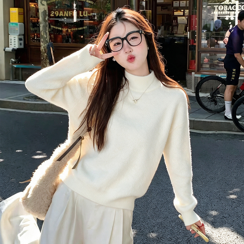 New Winter Half-Turtleneck Mink Velvet Sweater for Women, Simple White Knitted Sweater with Added Fleece and Thickened Base Layer for Women New Winter Half-Turtleneck Mink Velvet Sweater for Women, Simple White Knitted Sweater with Added Fleece and Thickened Base Layer for Women