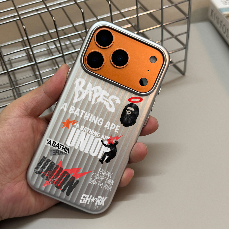 Monkey Head Halo Graffiti Text UNION for Pro Max, 18 - 12, Air iPhone Case