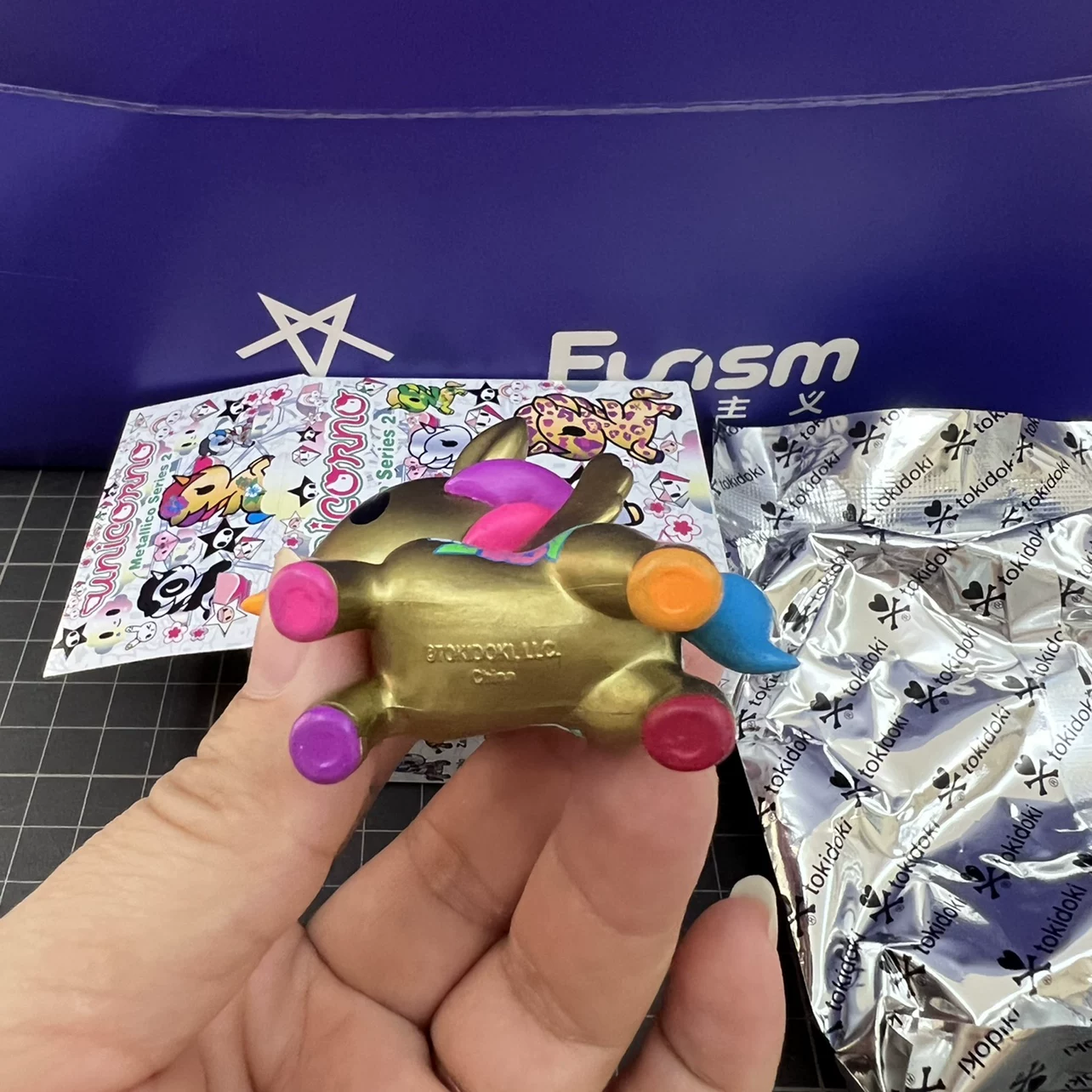 TOKIDOKI Тайо Цидуки единорог металлическая цветовая система 2 поколения второе поколение второе поколение Kaili гибискус ручной работы подарок на день рождения