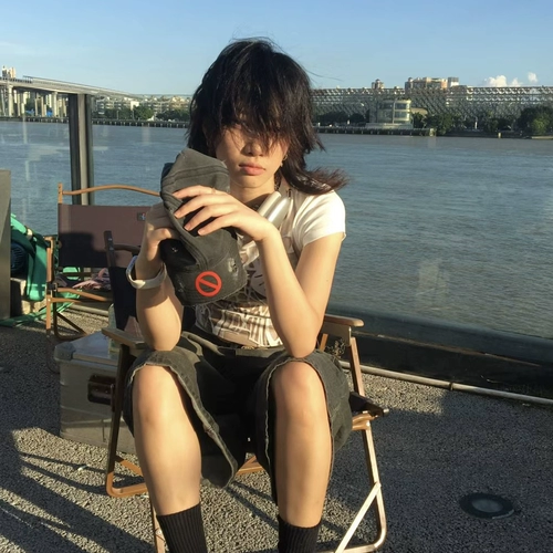 Brteam Broken Leaves уничтожает воду Канье и вымывает старую бейсболку