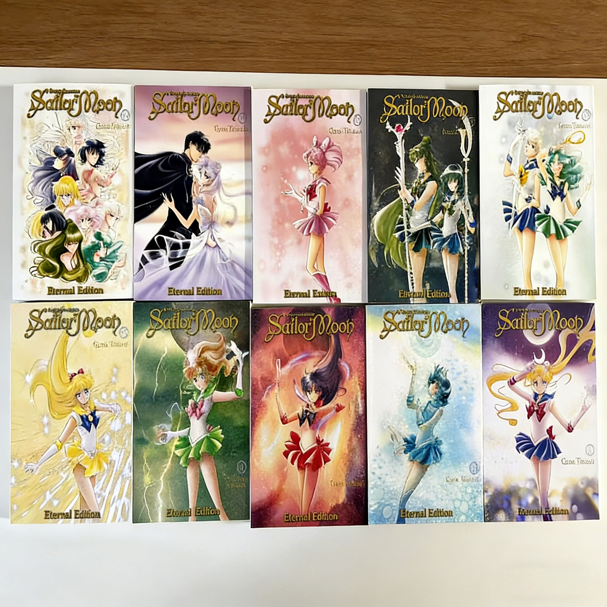 Спот Сейлор Мун Том 1-12 Полный комплект комиксов Sailor Moon Eternal Edition 1-12 Английский оригинал 9781632361523