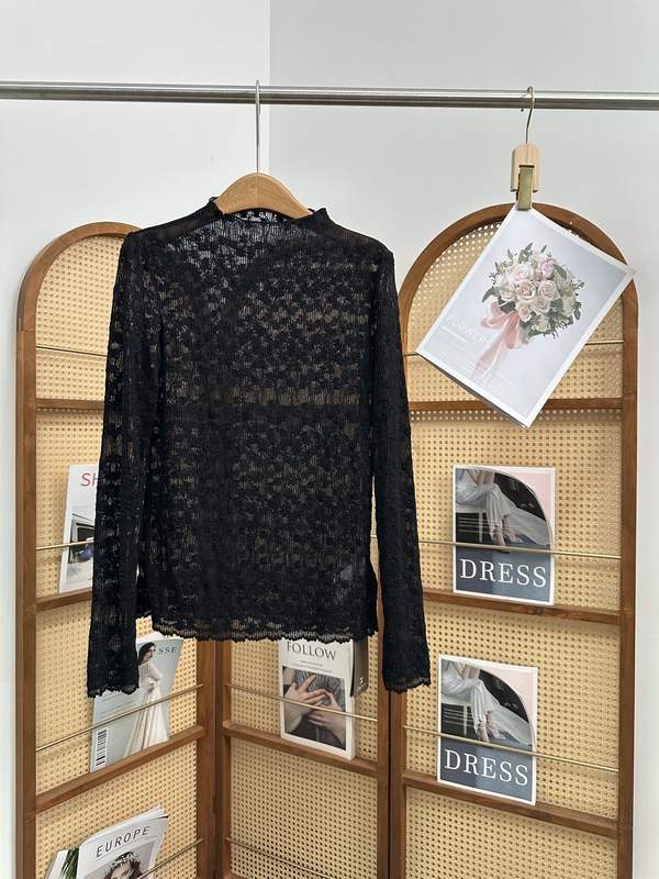 Beautiful Self-Designed Three-Dimensional Hollow Lace Jacquard Long-Sleeve Base Shirt, New Top, Size 40, Bust 86, Length 61