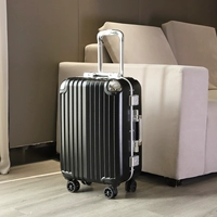 Классическая черная матовая поверхность