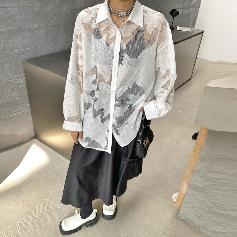 Dark Style Hollow Lace Splicing Long-Sleeved Shirt for Women, Thin Breathable Sun Protection Shirt, Design Top