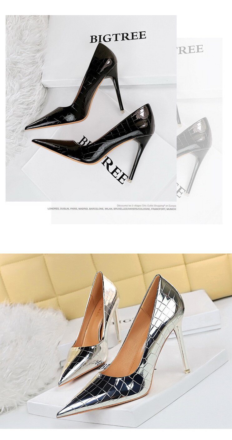 Pointed-Toe Stone Pattern Heels with Metal Detail - Taobao product photo 8