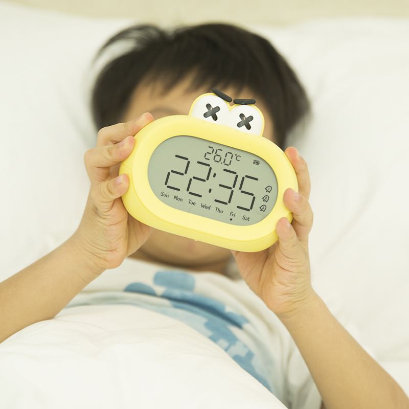 Rowdy students are dedicated to getting up when the god clock instrumental scooters dual-use child boys Smart time Electronic Clock Time Manager-Taobao
